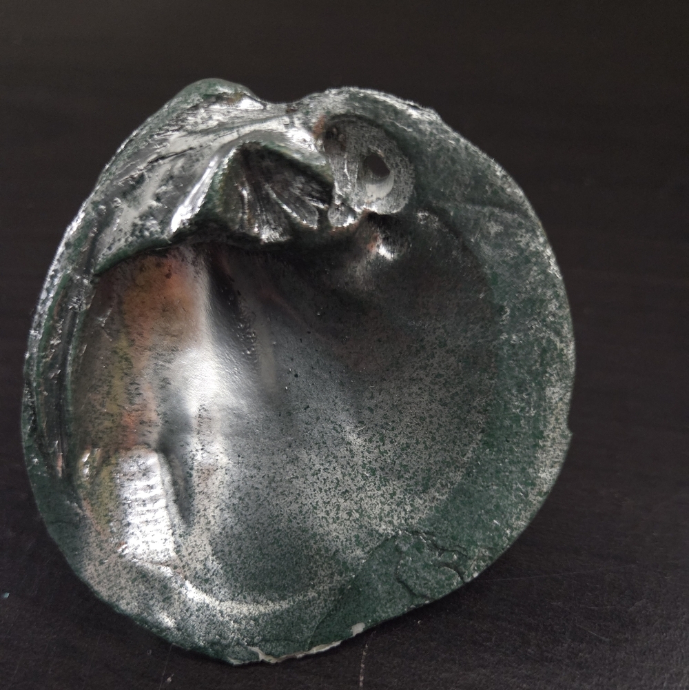 Festive Snowman Shell with Tree - Picture 3 of 3